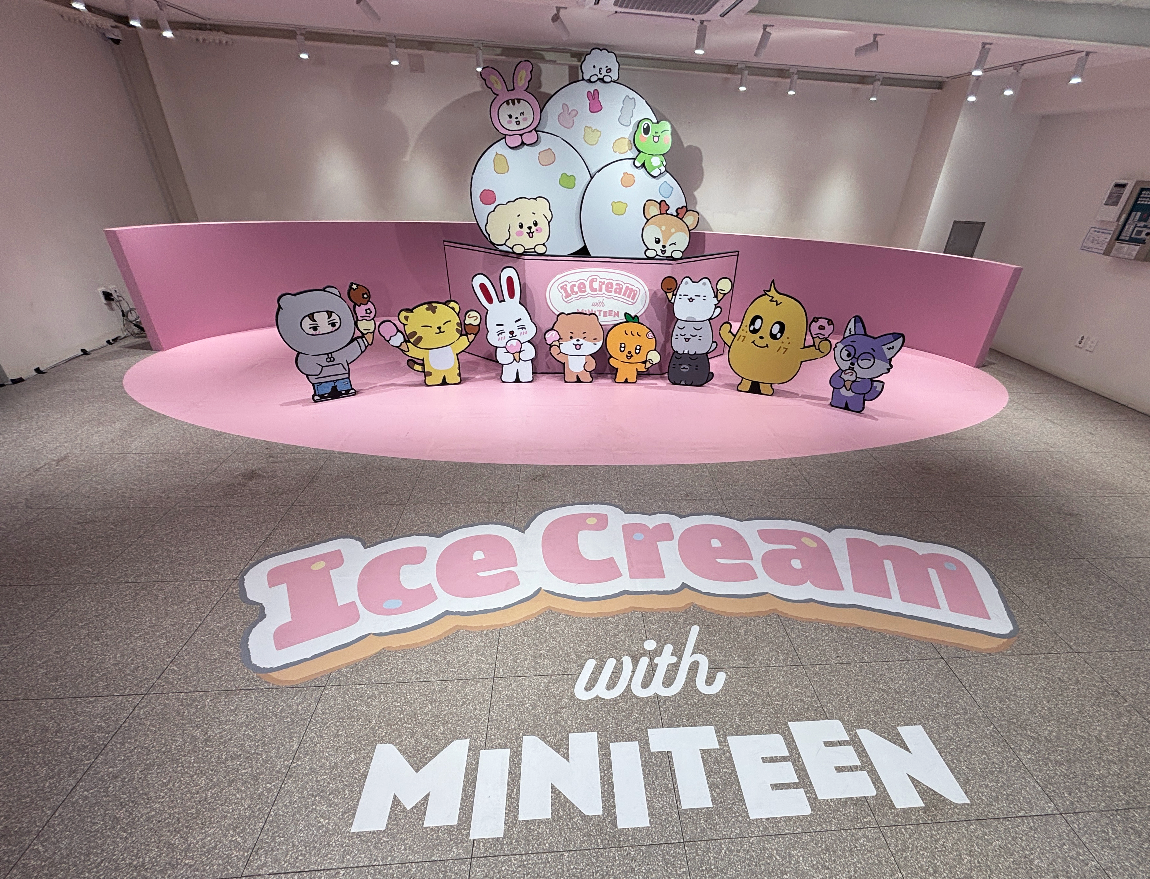 미니틴 세븐틴 팝업스토어 후기