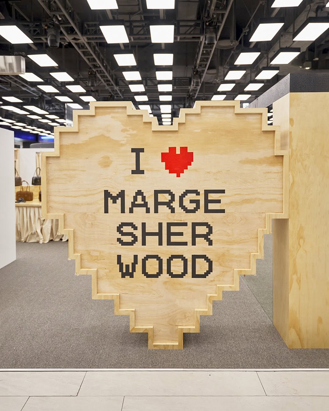 마지셔우드 팝업