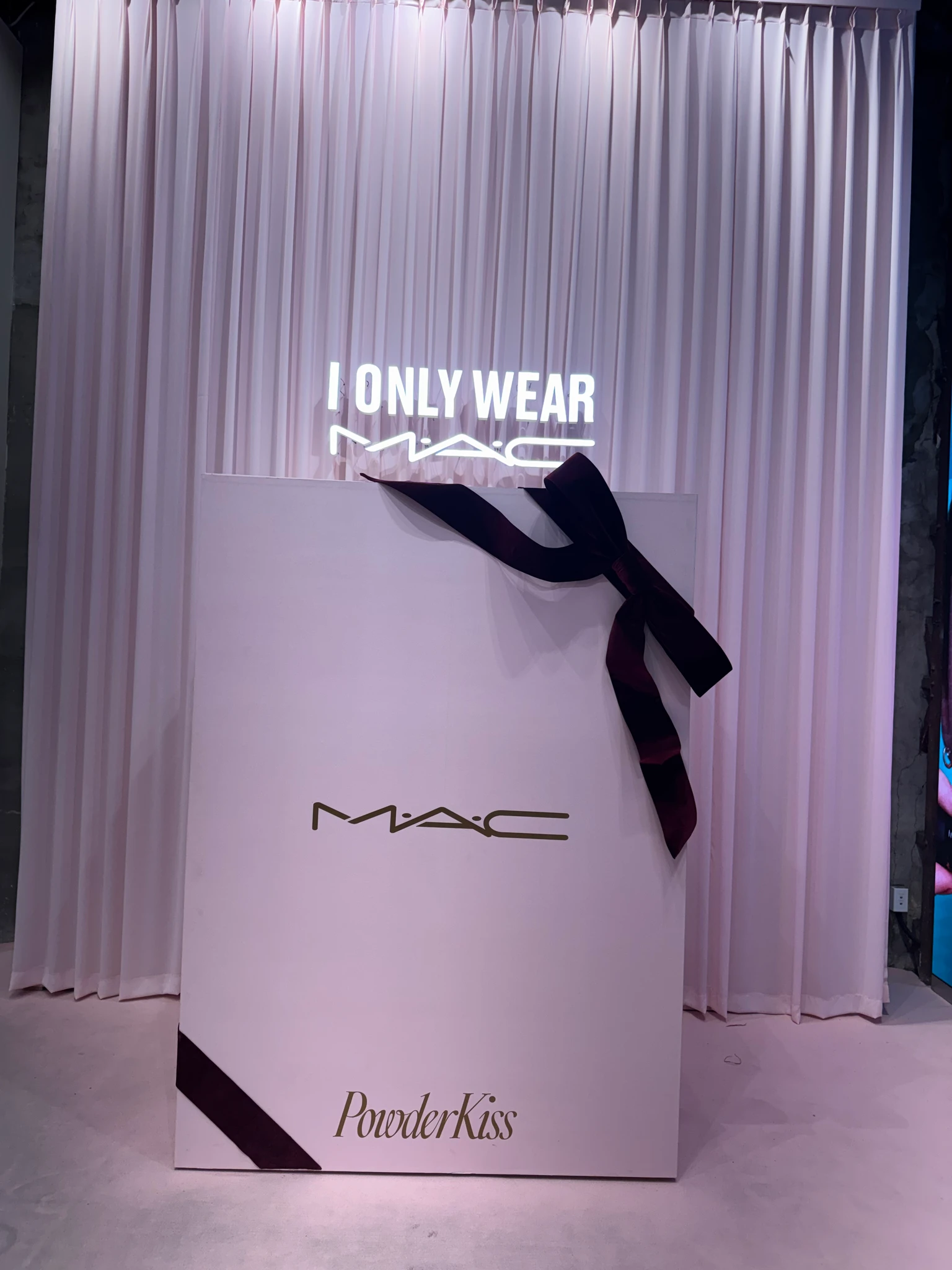 맥 파우더 키스 팝업 후기 이미지 3