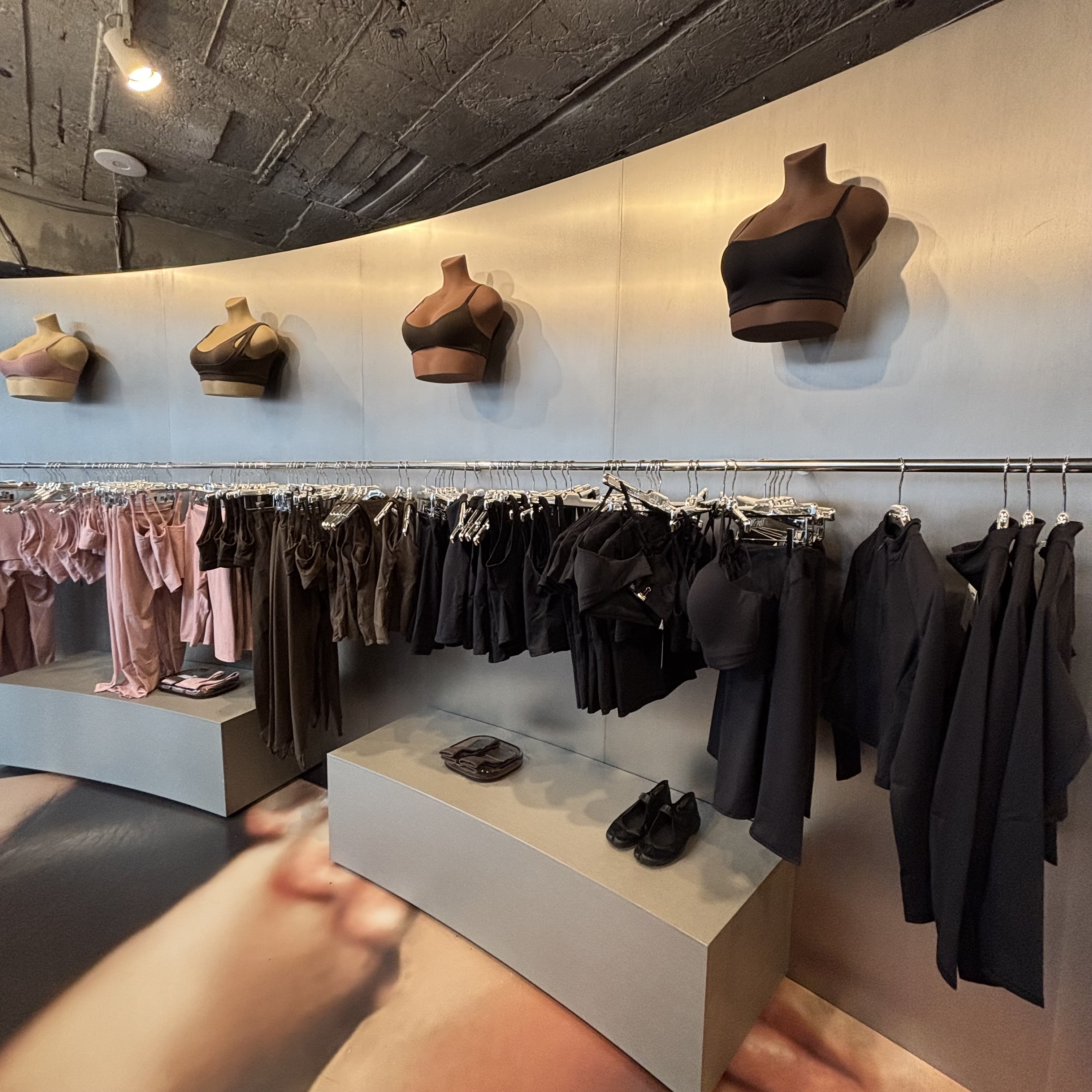 나이키스킴스 팝업 후기 이미지 2